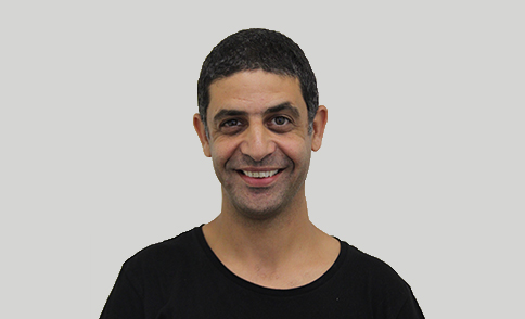 ניר לוי